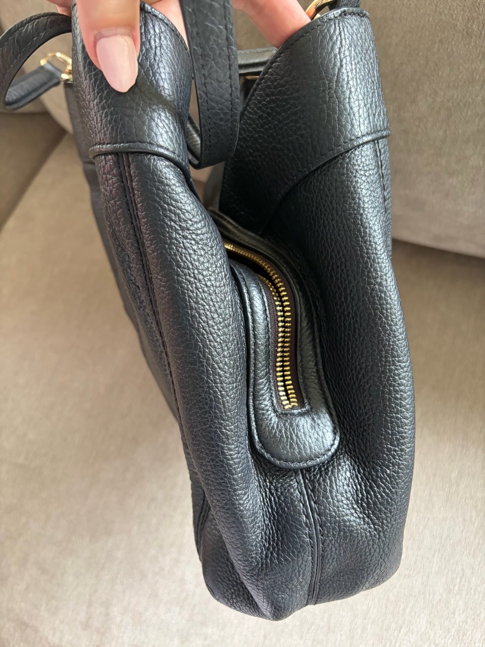 Coach Lexy Black Leather Shoulder Bag with Gold Hardware - Picture 11 of 16